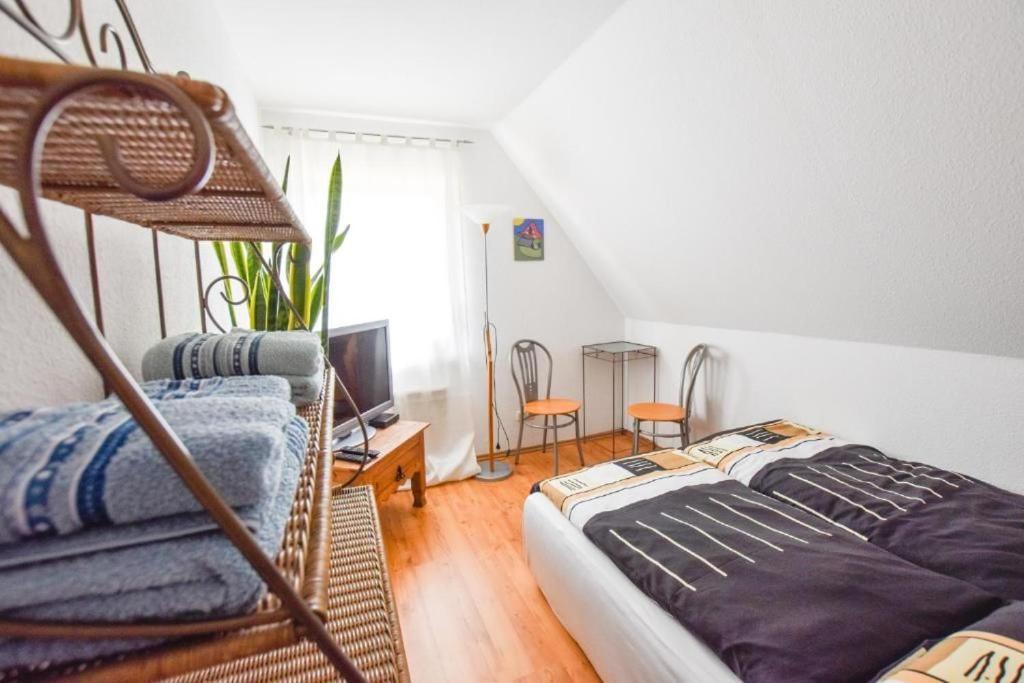 Ferienwohnung Karnitz Im Herzen Von Ruegen Exteriör bild